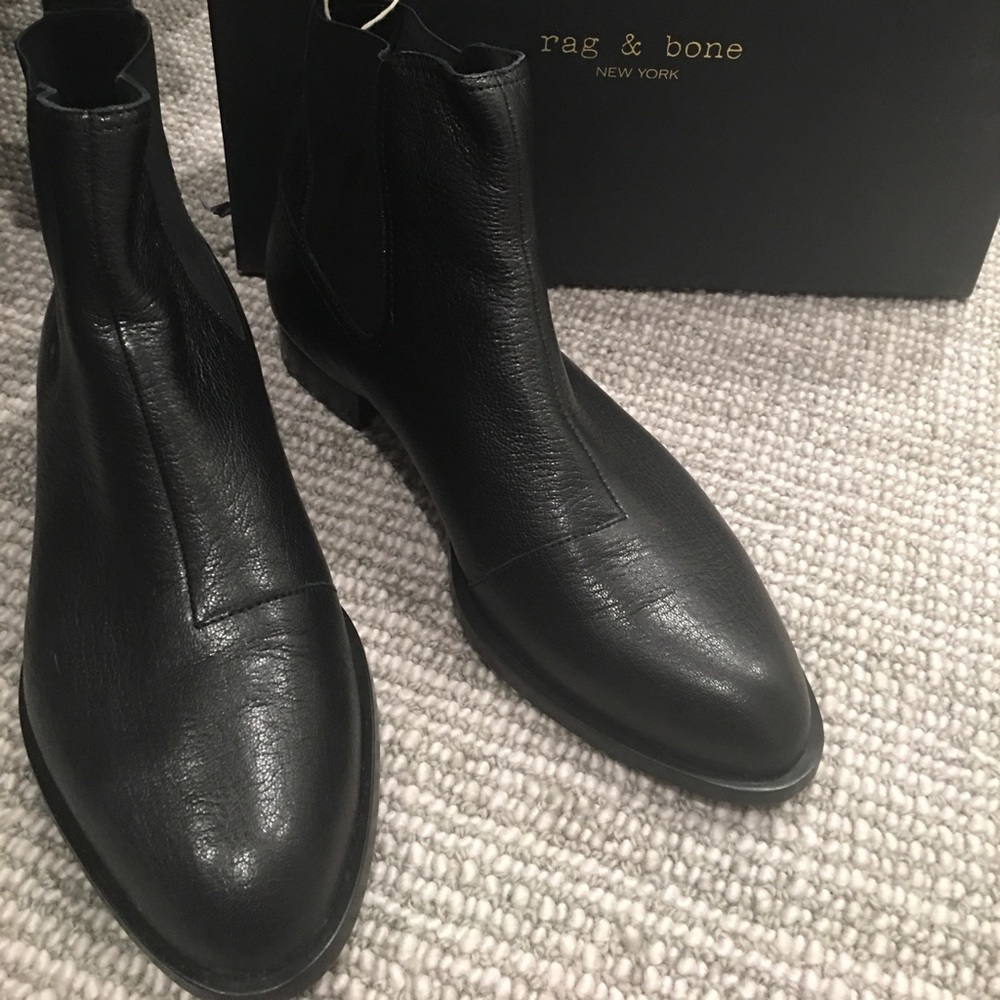 Rag & Bone Mason Chelsea Leather Boot.